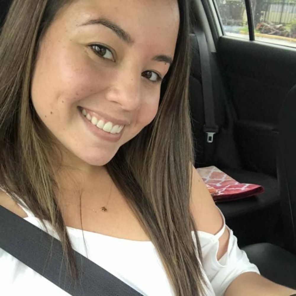 Meet your Posher, Carolina